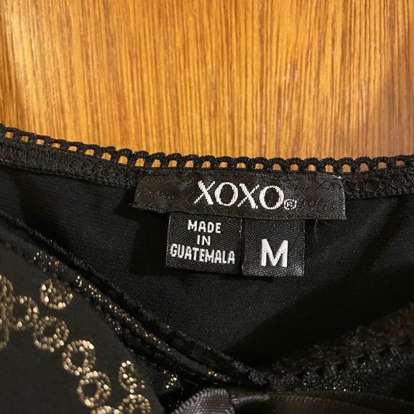 Xoxo - Picture 3 of 6